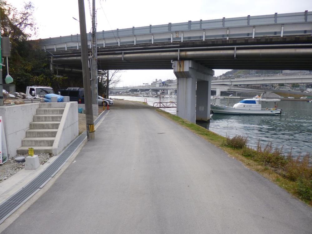 Local photos, including front road