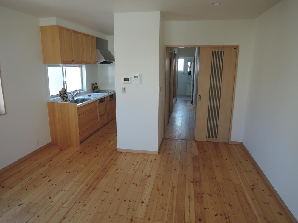 Living. Indoor (10 May 2013) Shooting