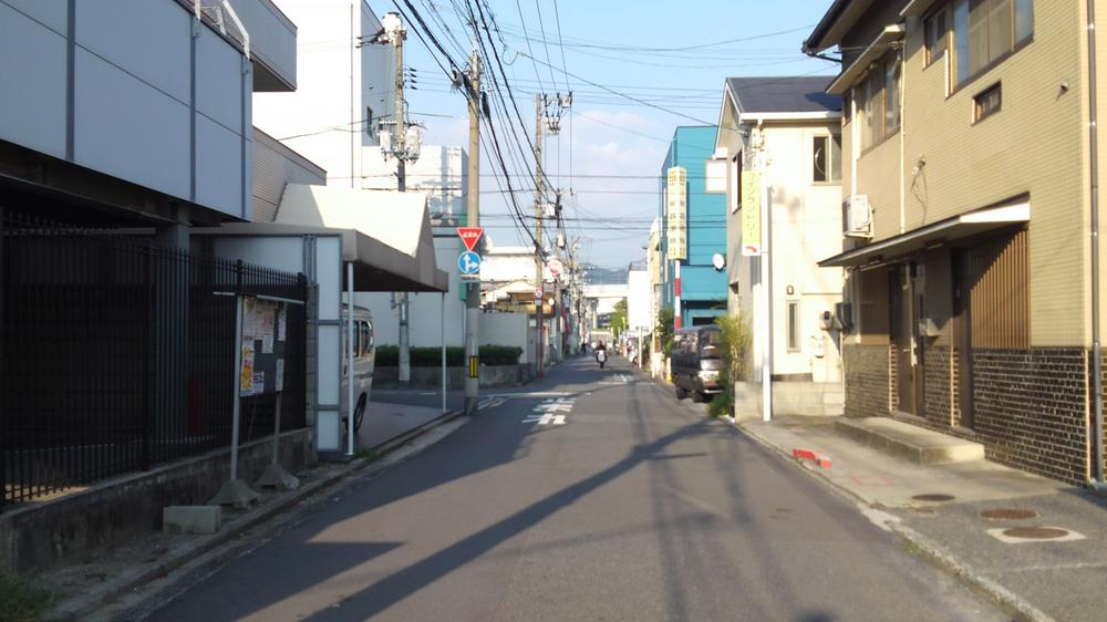 Local photos, including front road. Local (September 2013) Shooting