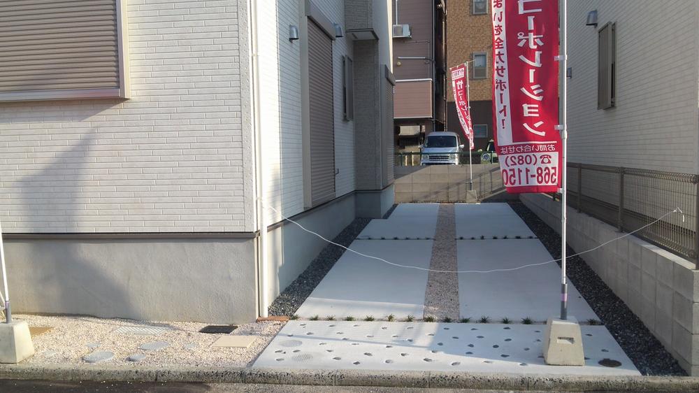 Parking lot. Local (September 2013) Shooting