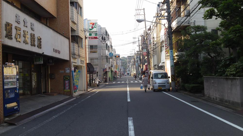 Local photos, including front road. Local (September 2013) Shooting