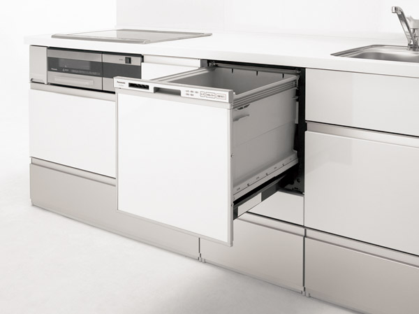 Kitchen.  [Slide-type dishwasher] Also Omakase dismissed after troublesome. Hygienic because the wash at a high temperature of hot water, Moreover, water-saving type. (Same specifications)