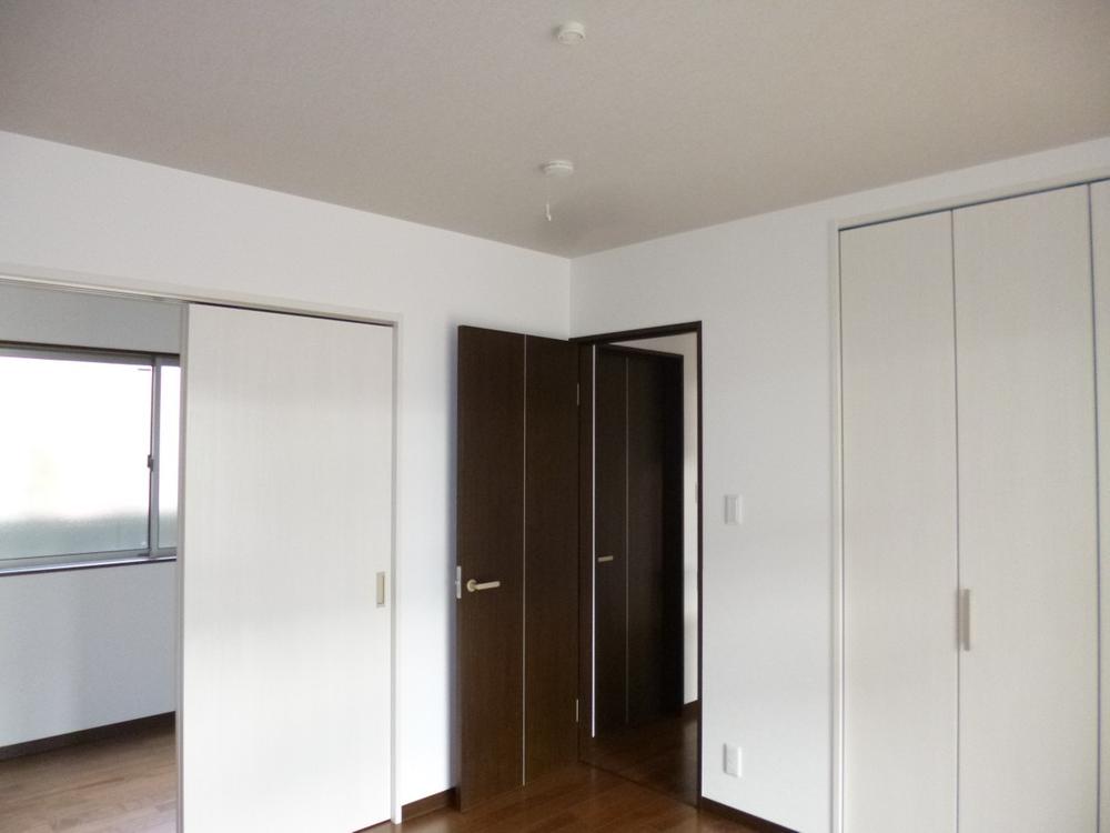 Non-living room. (October 2013) Shooting