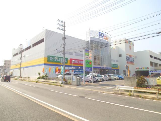 Home center. 493m until EDION Ujina shop