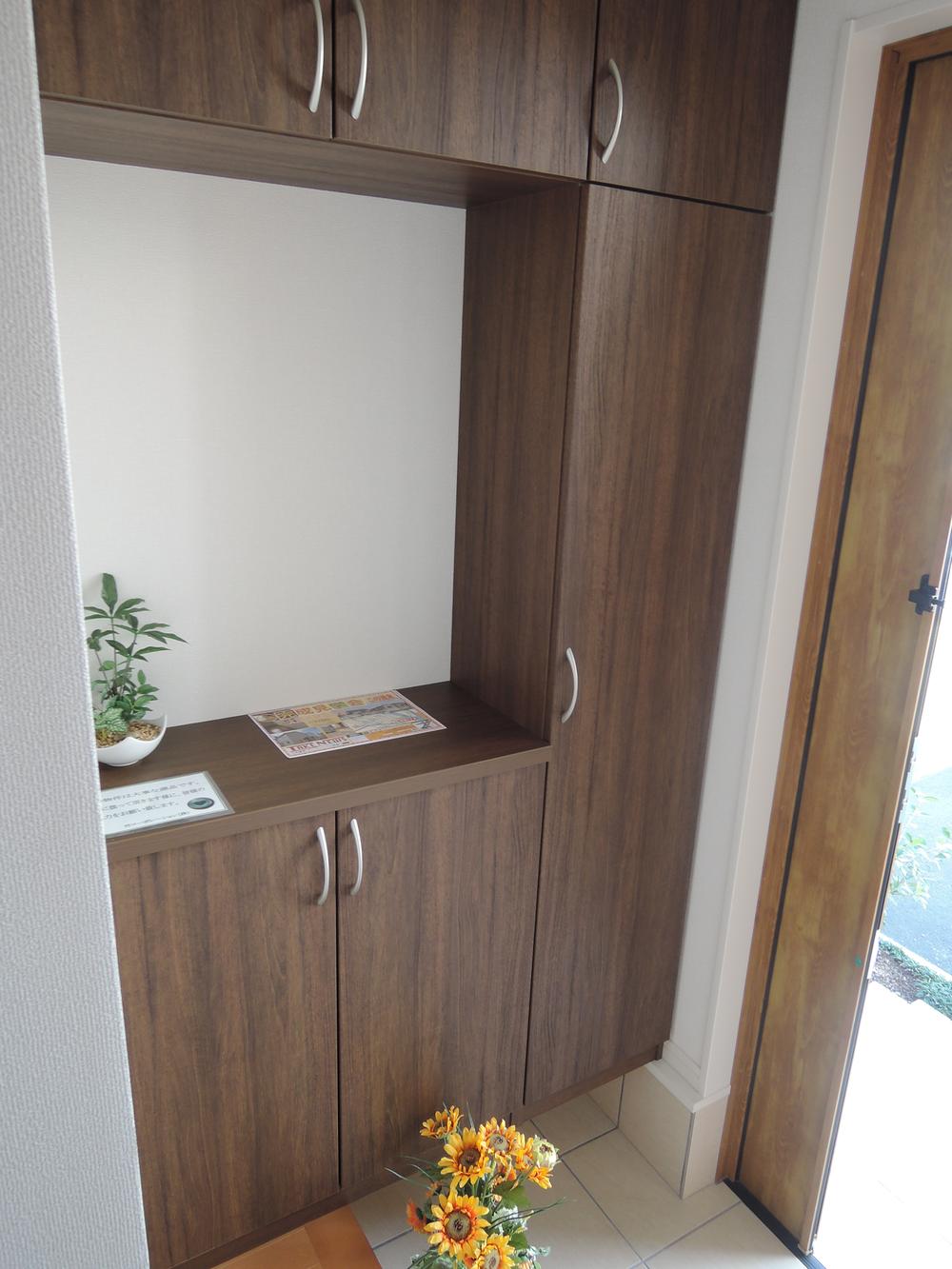 Entrance. Local (10 May 2013) Shooting