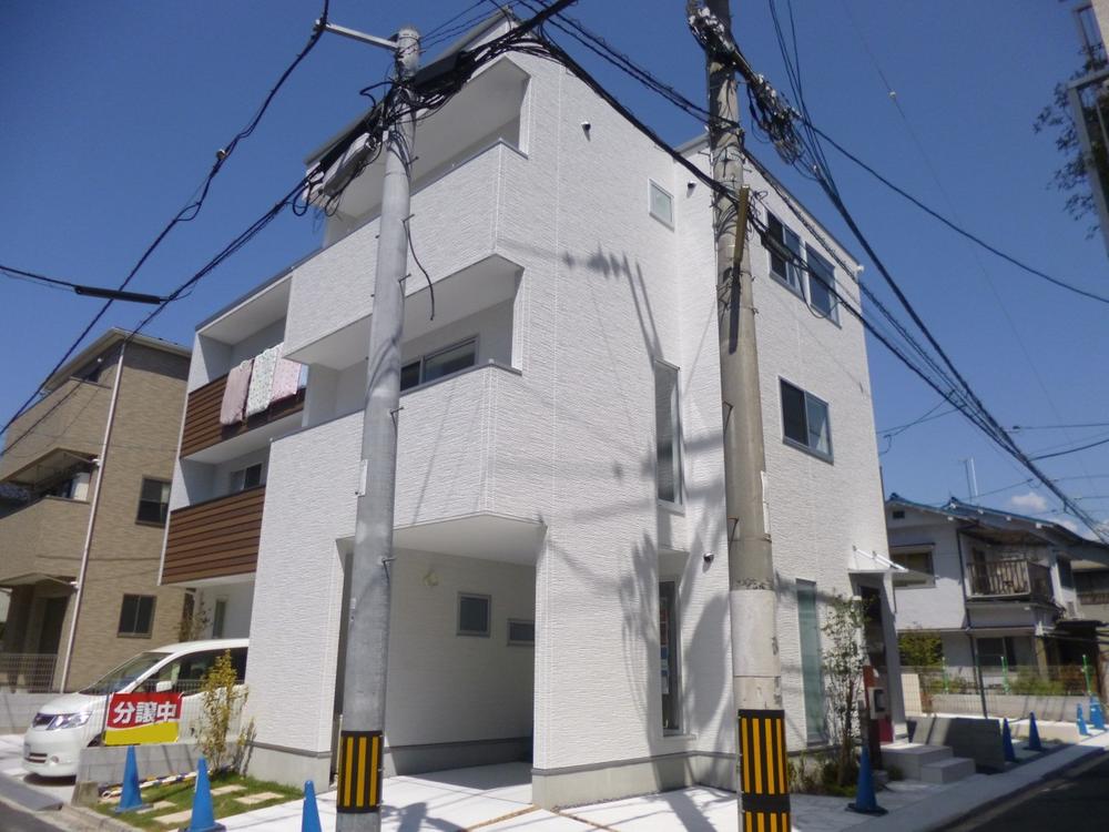 Local appearance photo. (July 2013) Shooting