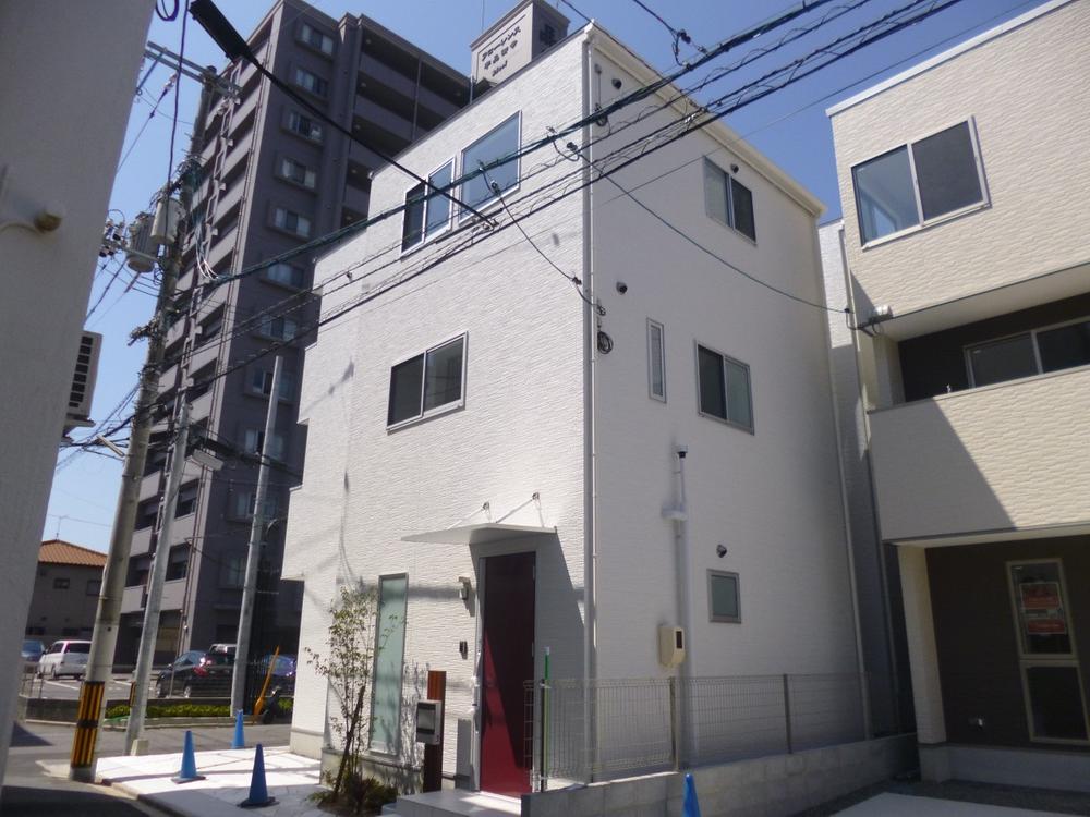 Local appearance photo. (July 2013) Shooting