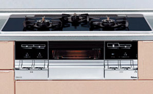 Kitchen.  [Si sensor stove] To support the cooking "fried food temperature control function" and "kettle function", Comfortable to help is to grill in the "double-sided baking Auto grill". Also, In with all the mouth temperature sensor, We both functionality and safety. (Same specifications)