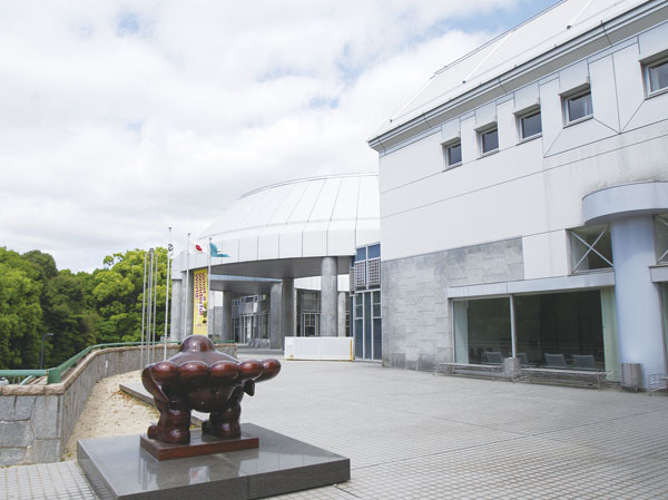 Surrounding environment. Hiroshima City Museum of Contemporary Art (Hijiyamakoen entrance) (a 4-minute walk / About 300m)