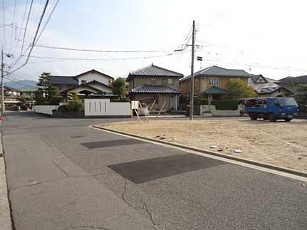 Local photos, including front road