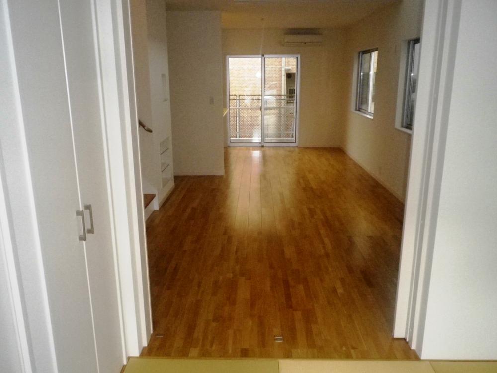 Living. Room (August 2013) Shooting