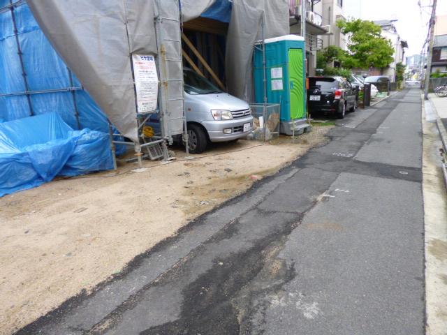 Local photos, including front road. Local (September 2013) Shooting