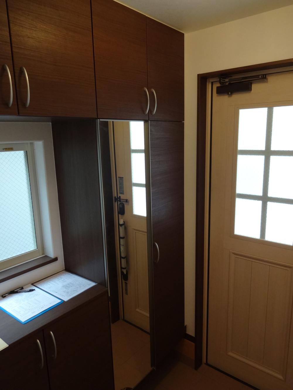 Entrance. Indoor (12 May 2013) Shooting