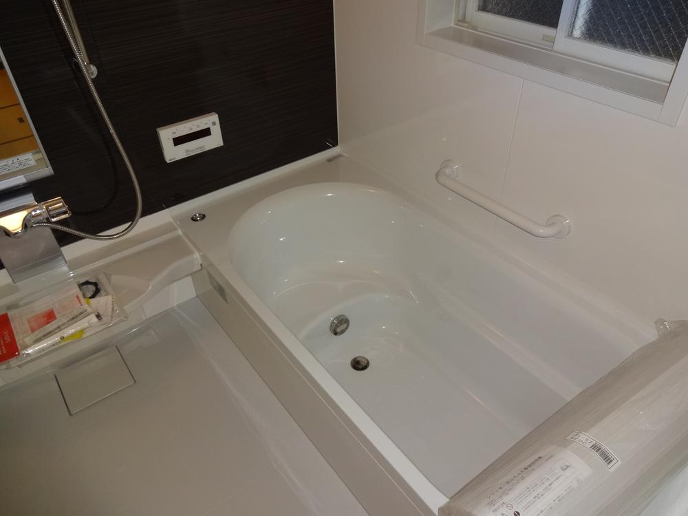 Bathroom. Indoor (12 May 2013) Shooting 1st floor bathroom