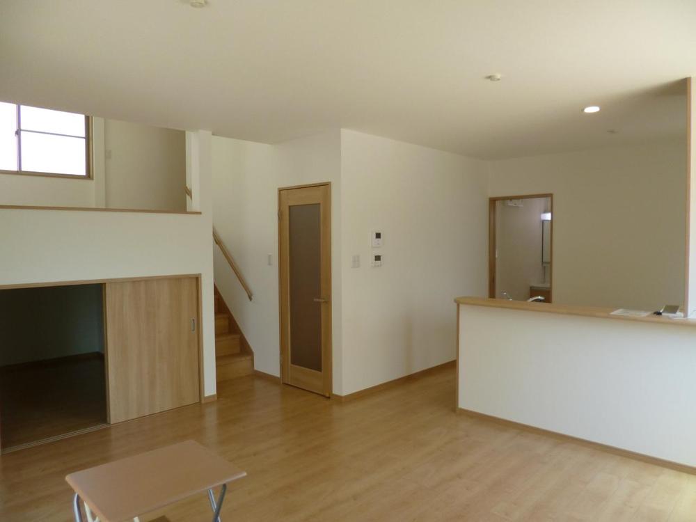 Living. (June 2013) Shooting