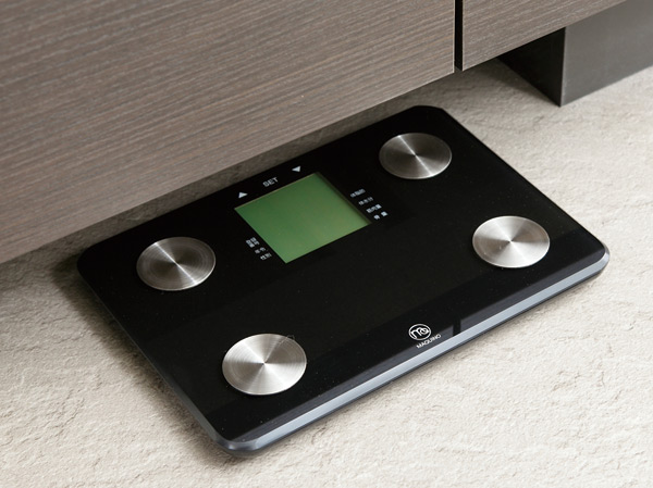 Bathing-wash room. Health meter space