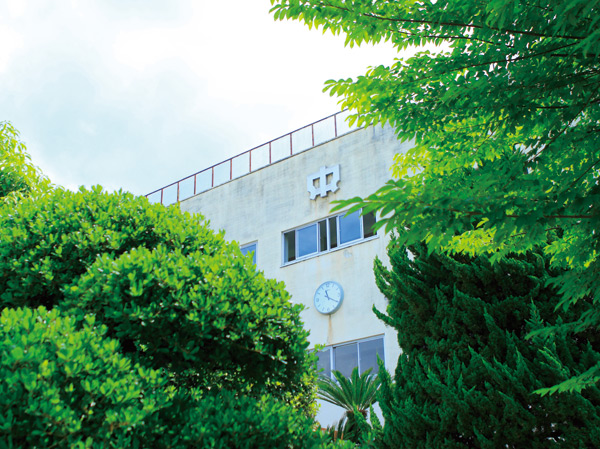 Surrounding environment. Hiroshima Tatsunobori cho, junior high school (4-minute walk ・ About 320m)