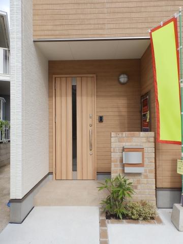 Local appearance photo