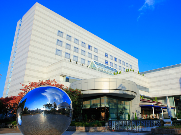 Surrounding environment. Hiroshima City Cultural Exchange Center (about 400m, A 5-minute walk)