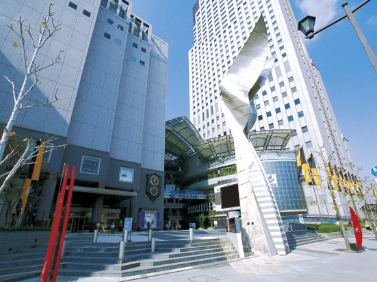 Surrounding environment. Motomachi Credo and Sogo Hiroshima store (both about 1600m, Kamiya-cho area there is a such as walking 20 minutes)