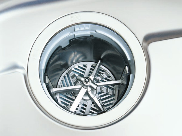 Kitchen.  [Disposer system] Save even labor of sanitary and garbage dump. You can immediately process the garbage, Keep a comfortable kitchen. (Same specifications)