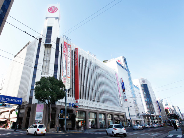 Surrounding environment. Mitsukoshi Hiroshima (8-minute walk / About 590m)