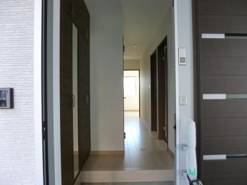 Entrance. (September 2012) shooting