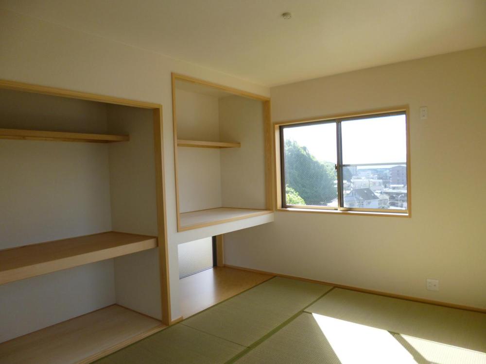 Non-living room. (September 2012) shooting