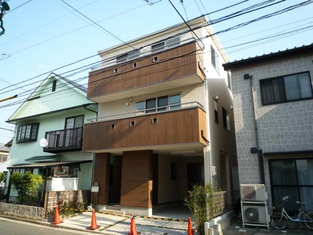 Local appearance photo. Heisei 25 years of the end of March completed already.