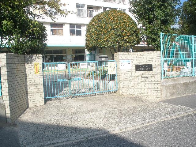 kindergarten ・ Nursery. Nursery in the 409m walk 5 minutes Eba to the second nursery. Wonder if mom When you admission is housework becomes easy here