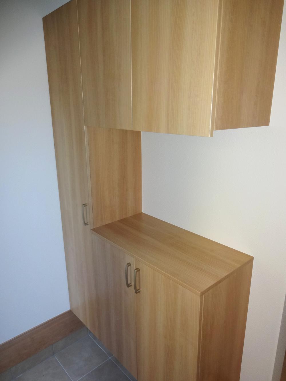 Entrance. Indoor (11 May 2013) Shooting