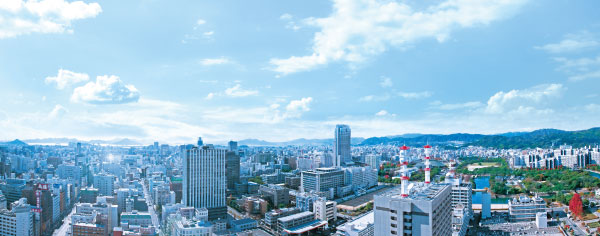 Features of the building.  [While staying in the city center,  To get a sense of openness] Downtown hideout there is extending to the sky. Each time you overlooking the Hiroshima city, Mind and relax, Go beaming to relax.  ※ View photos, Local 26th floor equivalent than the South ・ To those obtained by photographing the west in July 2013, Plus the CG processing, In fact a slightly different. It should be noted, View, etc. is not something in the future to guarantee.