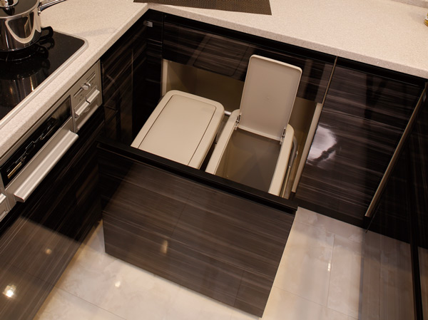 Kitchen.  [Dust box] The lower part of the cooking counter, It has established a dust box space that can accommodate the trash part of the cabinet. Even and clean the kitchen of expression.