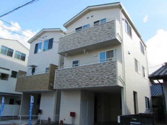 Local appearance photo