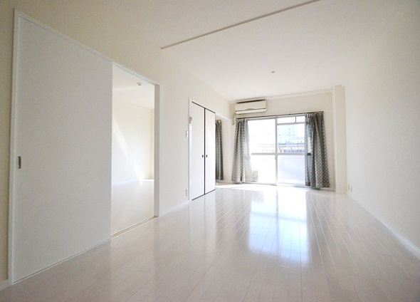 Living and room