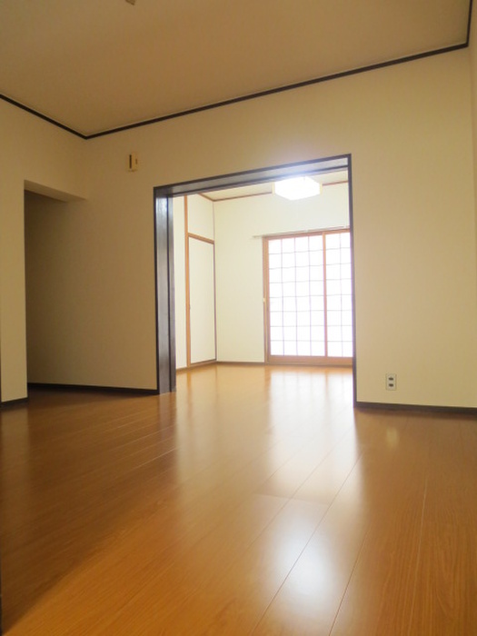 Living and room