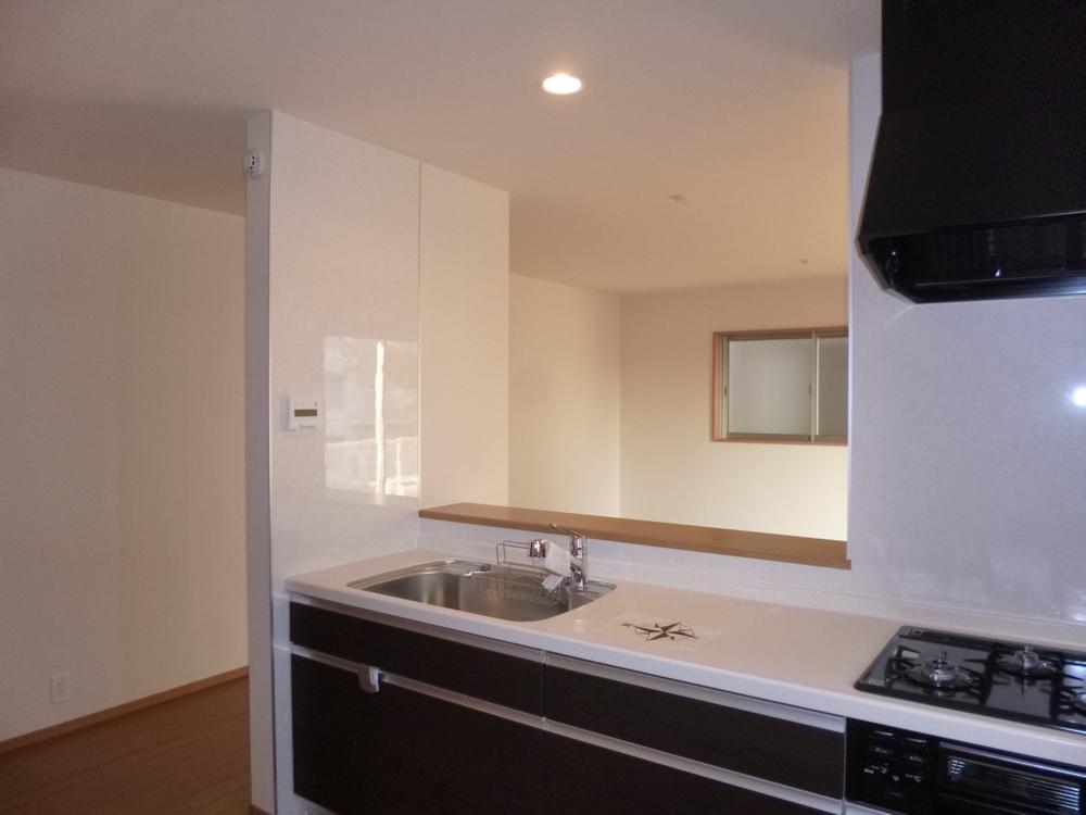 Kitchen. (November 2013) Shooting