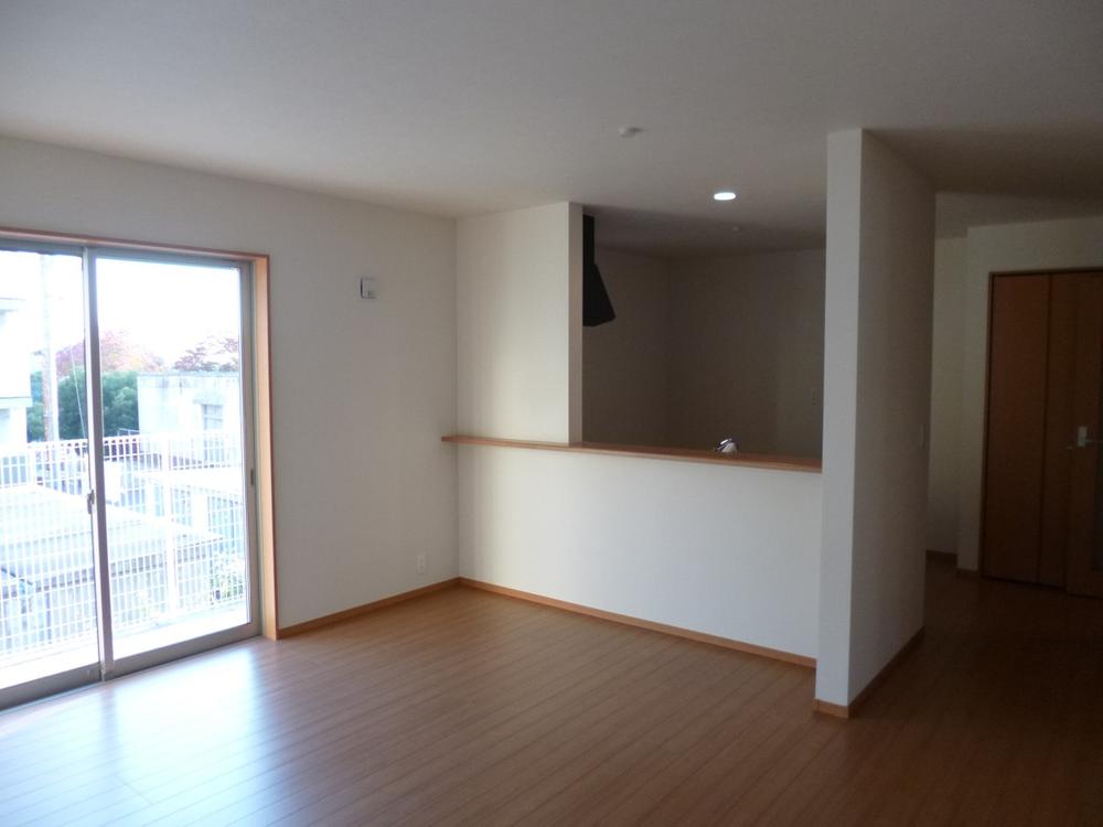 Living. (November 2013) Shooting