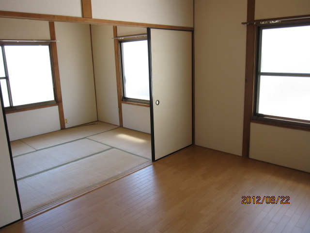 Living and room