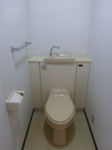 Toilet. ☆ toilet ☆