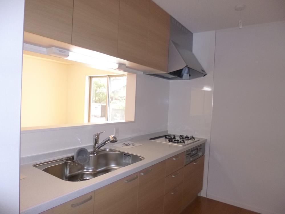 Kitchen. (November 2013) Shooting