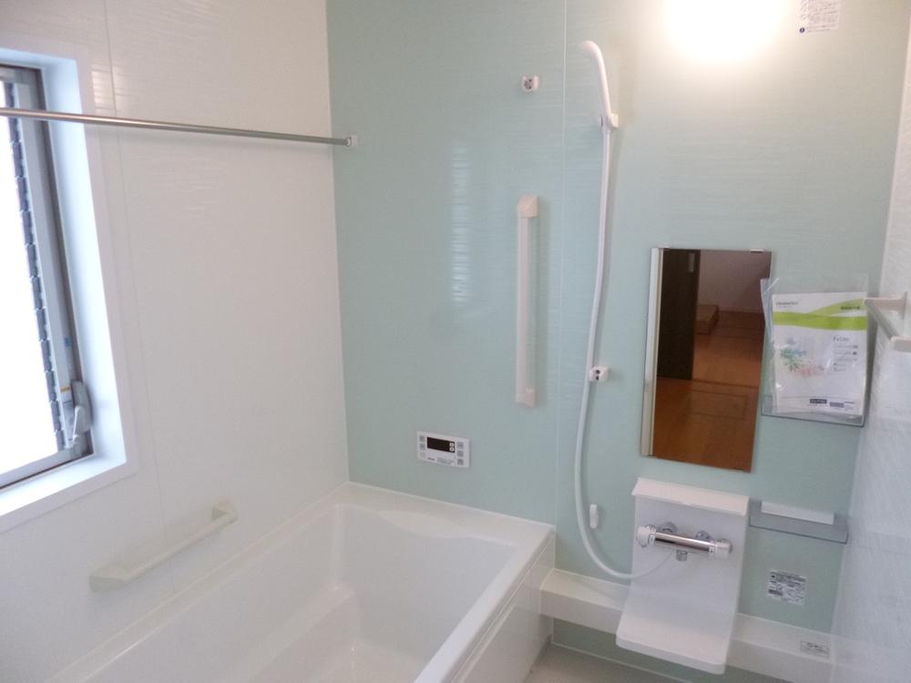 Bathroom. (November 2013) Shooting