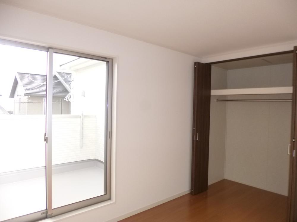 Non-living room. (November 2013) Shooting