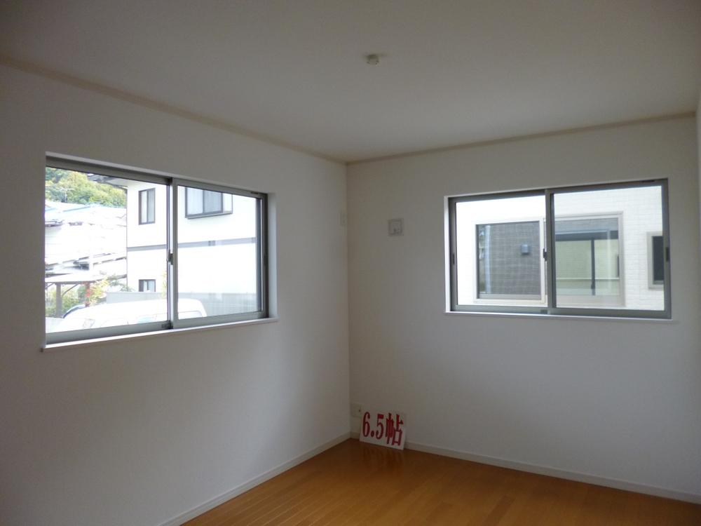 Non-living room. (November 2013) Shooting