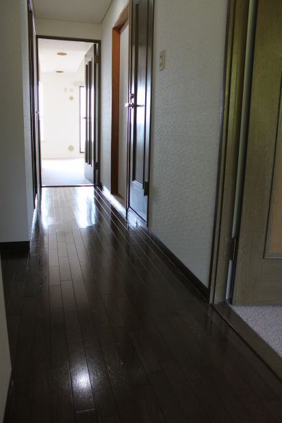 Other room space. Corridor