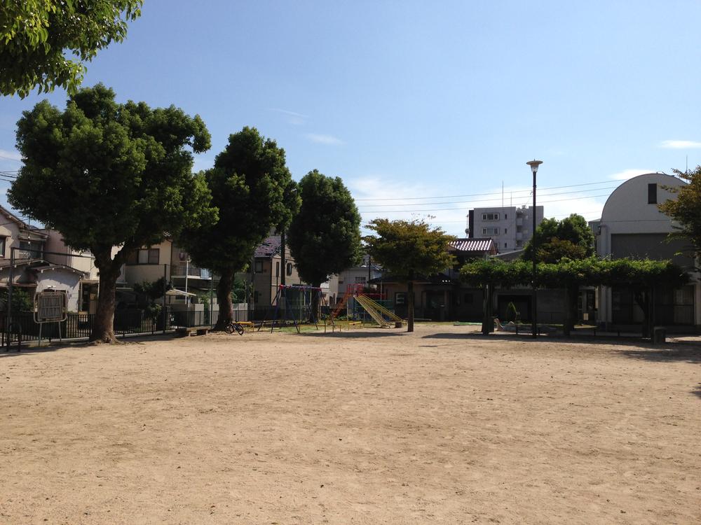 Other. Neighborhood facilities: Omiya second park