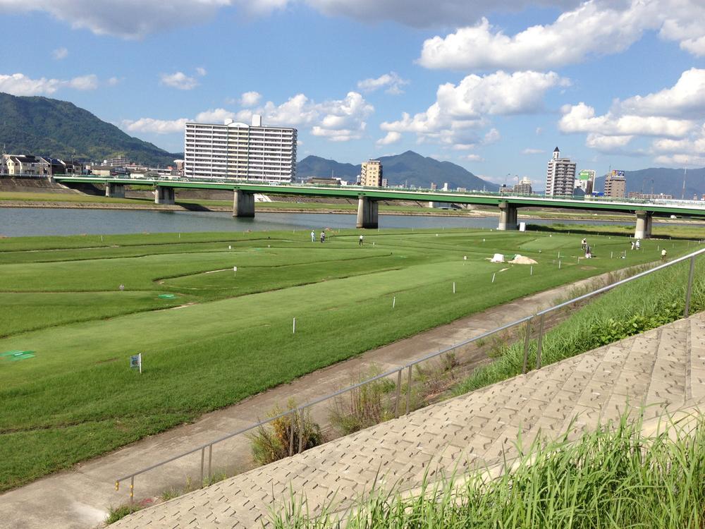 Other. Neighborhood facilities: Ota River riverbed