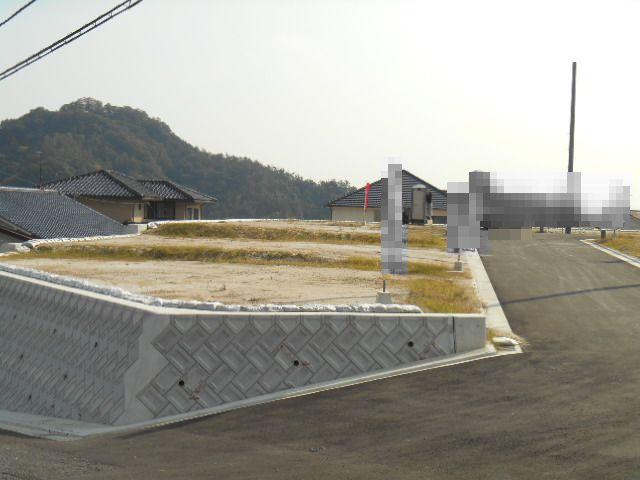 Sale already cityscape photo. Sale already the city average