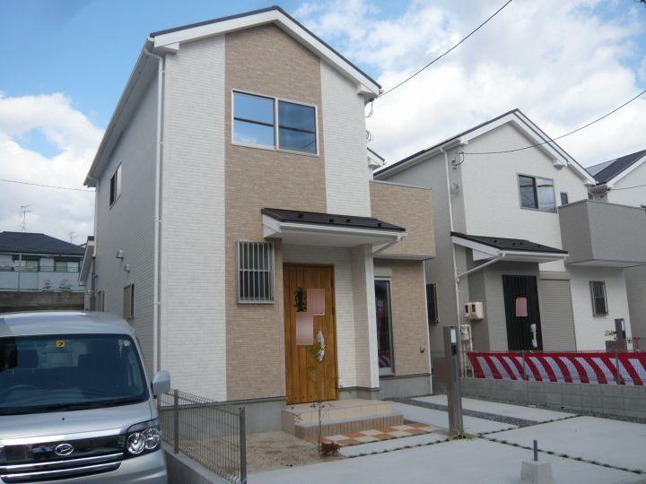 Local photos, including front road