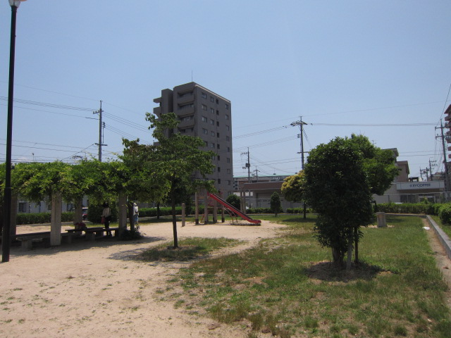 park. (Park) up to 200m